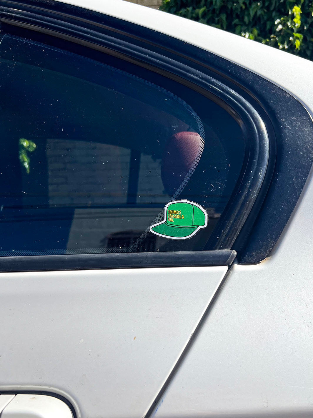 Sticker snap