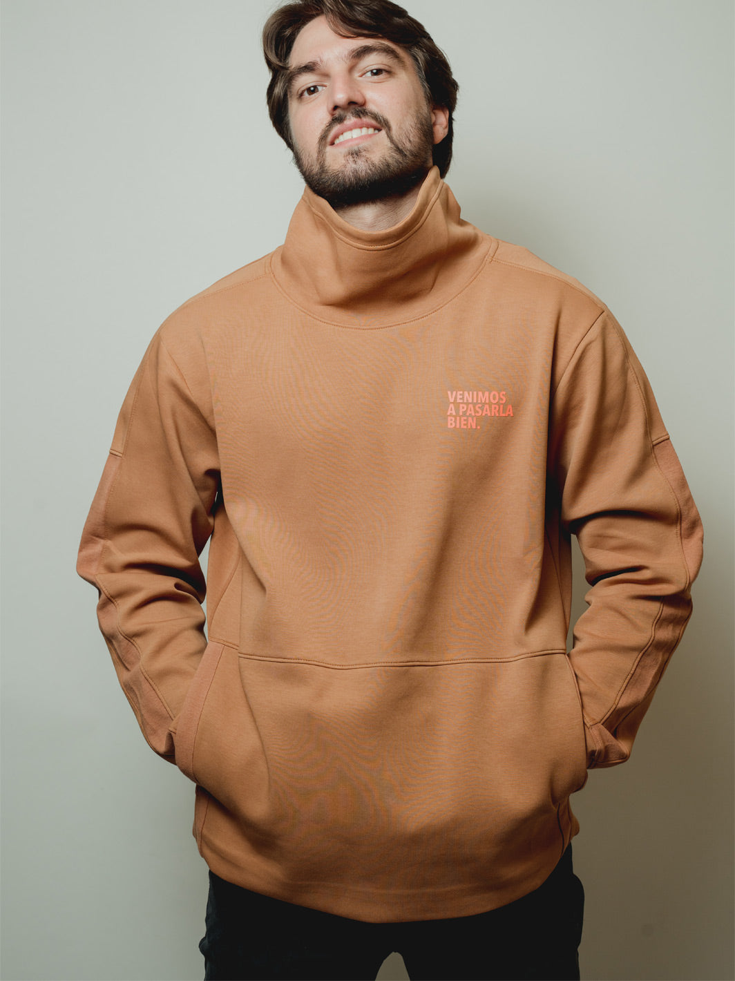 Sudadera Cuello Largo Café