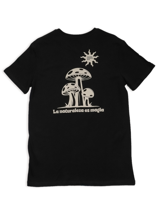Playera Negra Hongo