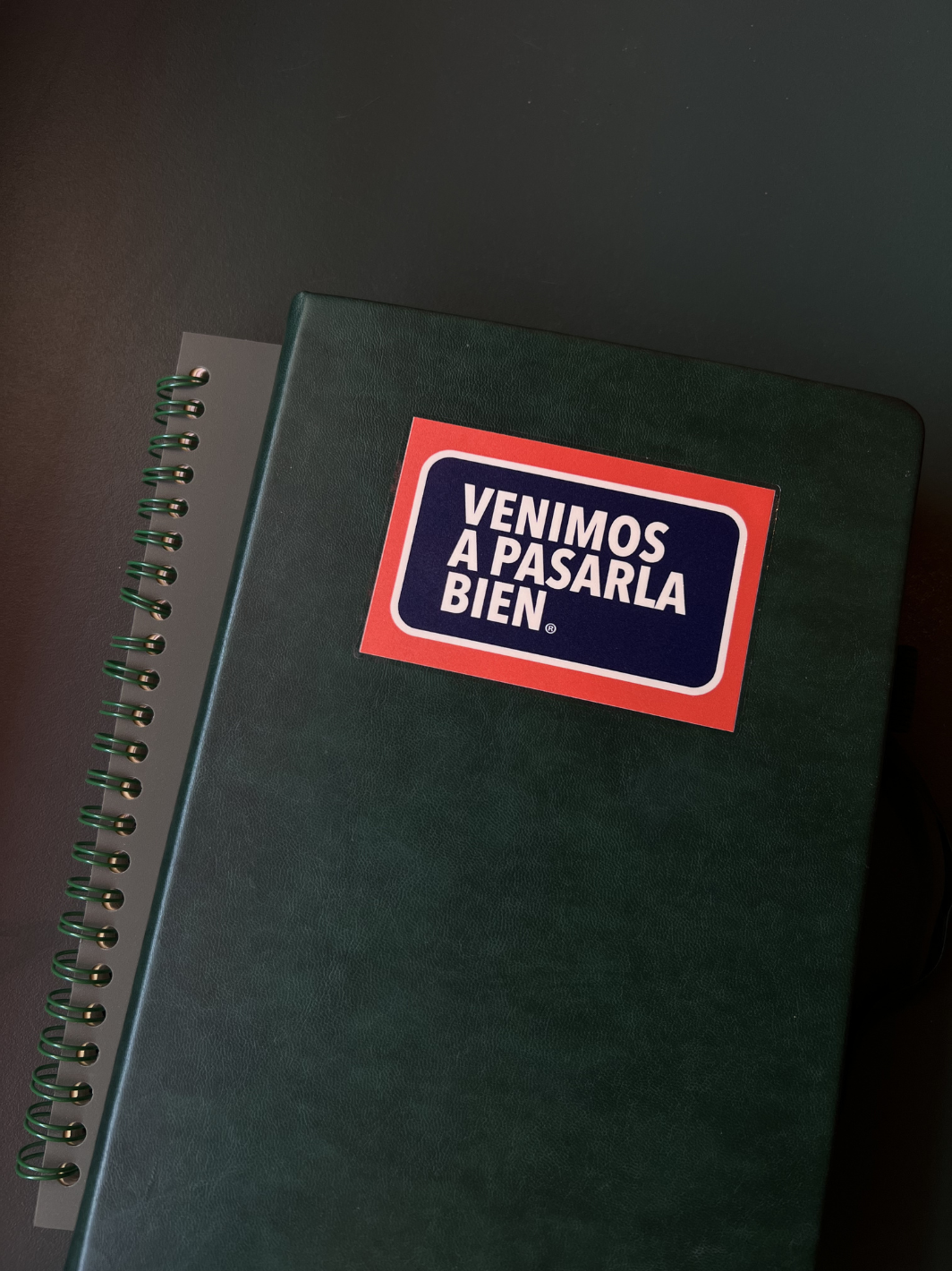 Sticker Naranja Azul