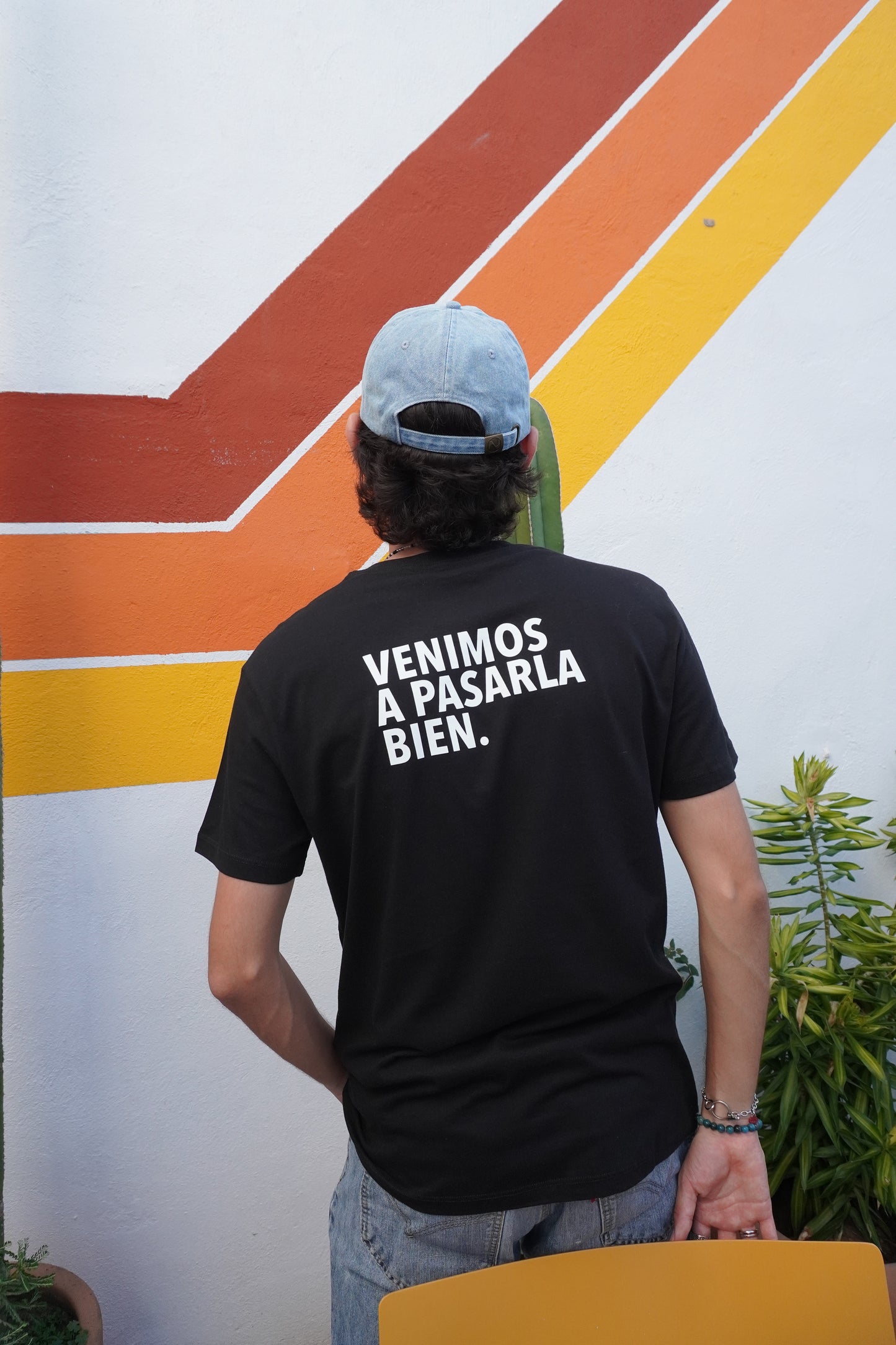 Playera Negra