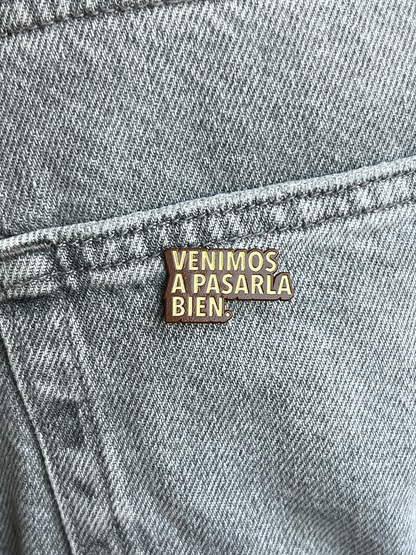 Pin Retro