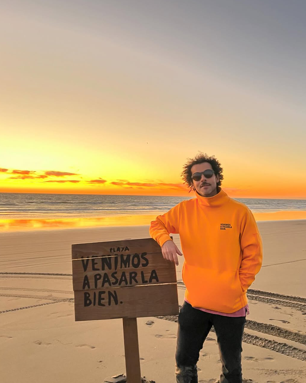 Sudadera Cuello Largo Amarilla